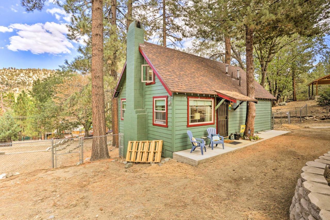 Wrightwood Cabin With Cozy Interior! 외부 사진